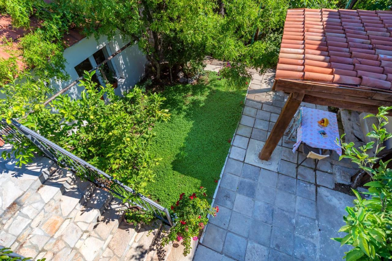 Apartment mit 2 Schlafzimmern und Balkon