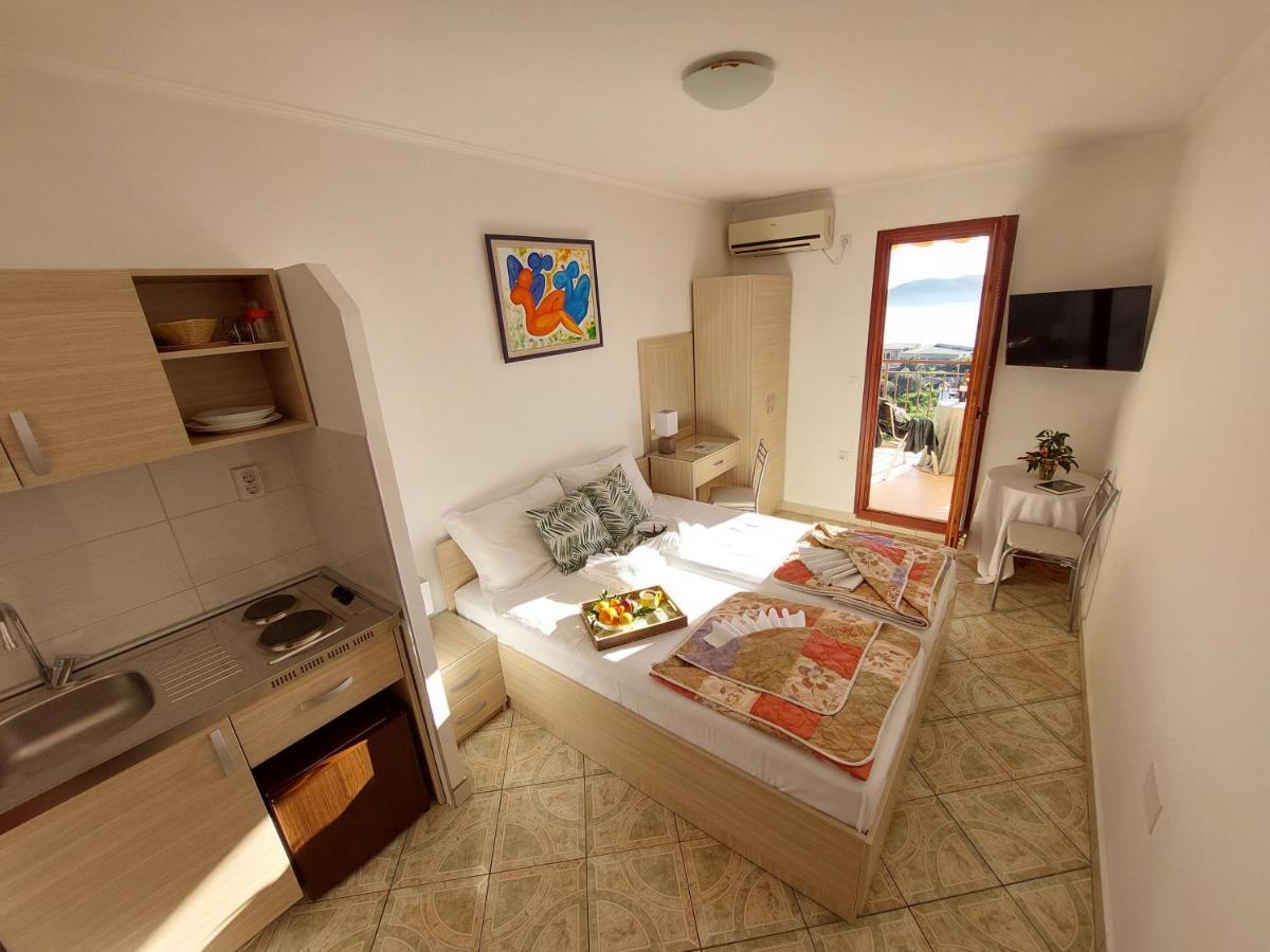 Studio-Apartment mit Meerblick