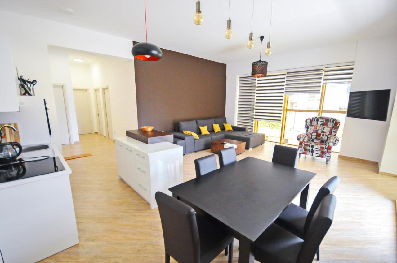 Appartamento con 2 Camere da Letto