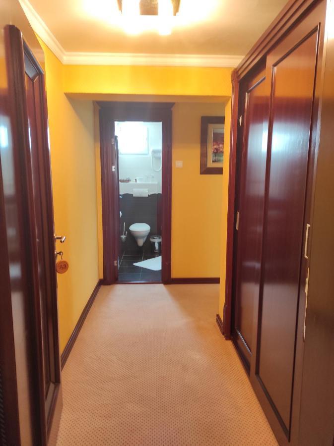 Queen Suite,1117611387:JPEG