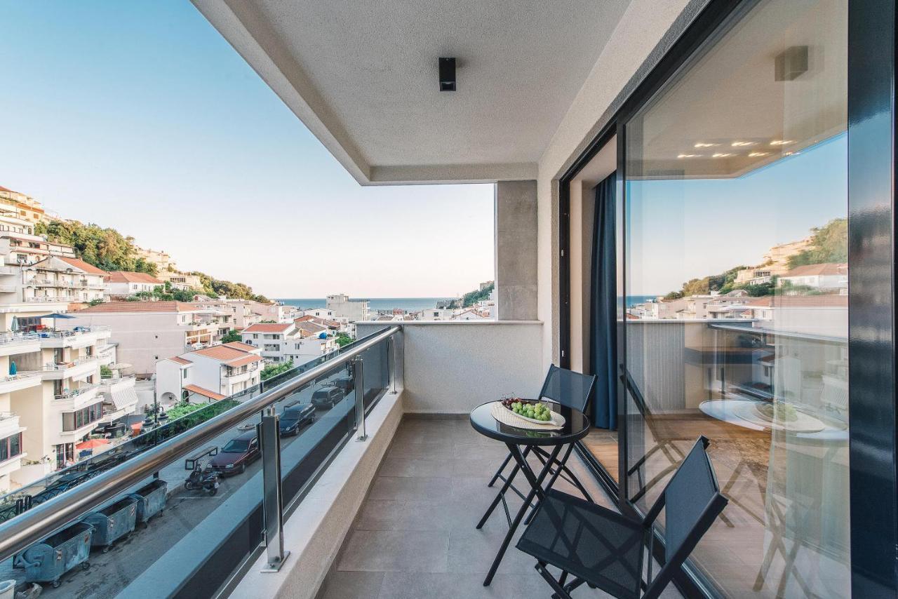 Deluxe Suite with Sea View
