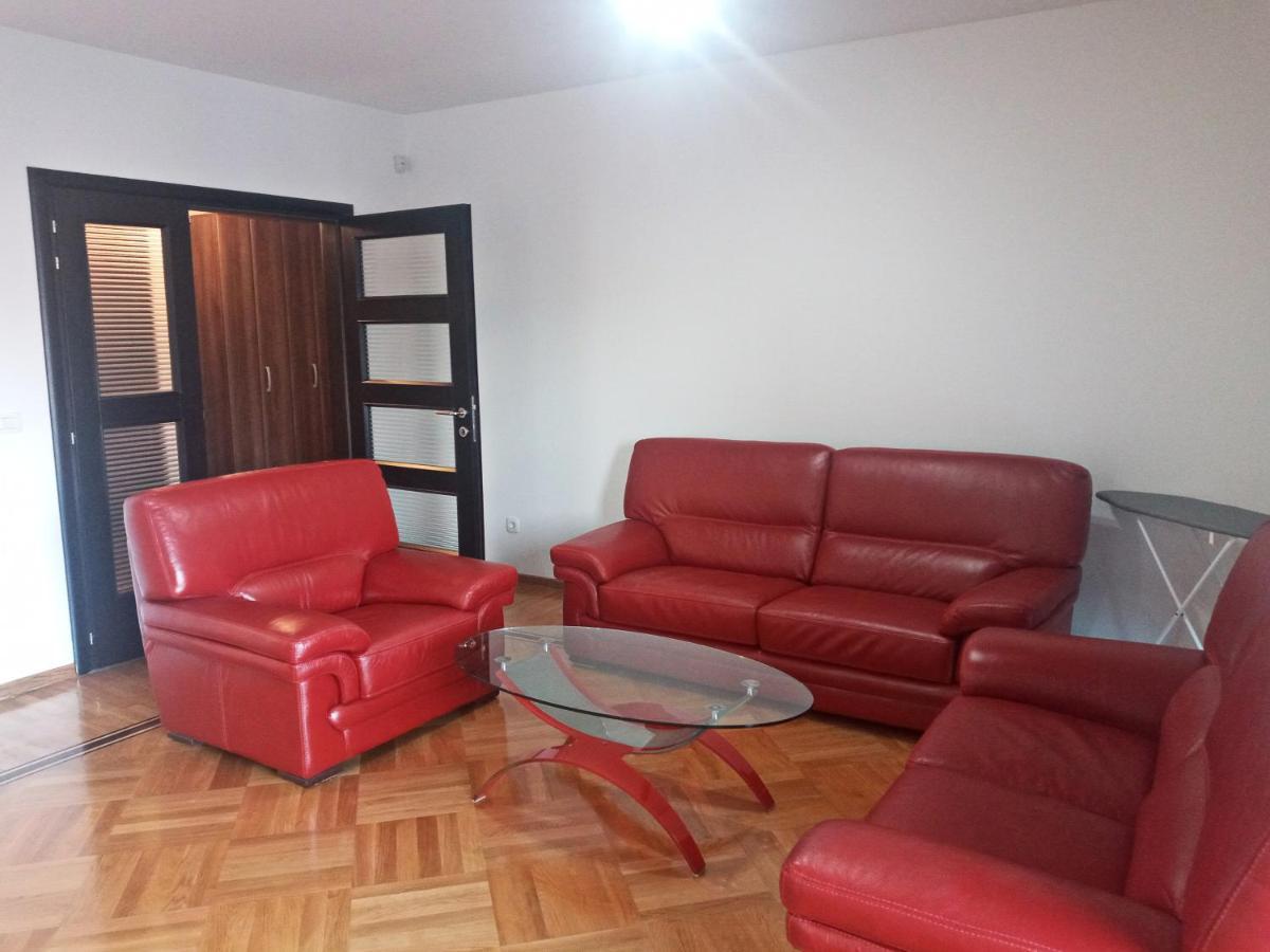 One-Bedroom Apartment,1130746755:JPEG