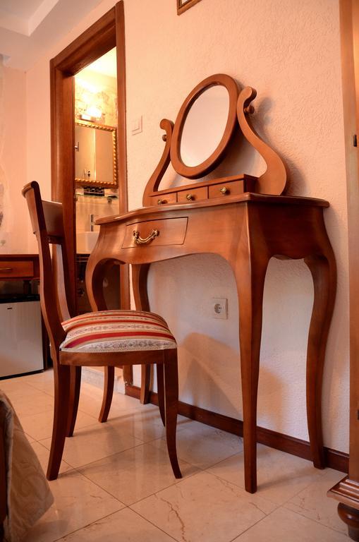 Standard Double Room,189912424:JPEG