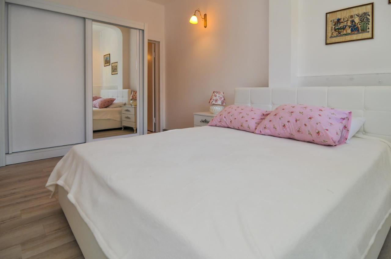 Apartment with Garden View,1172673456:JPEG