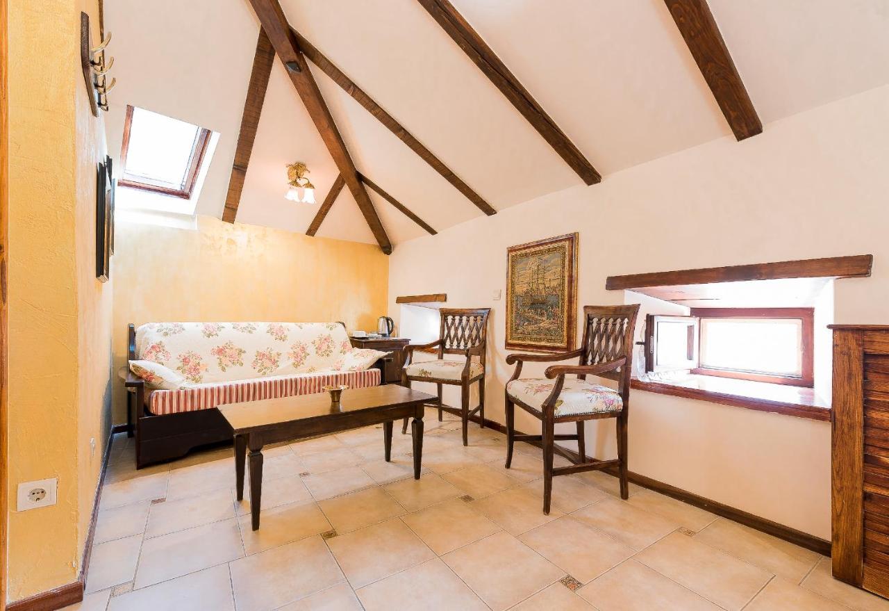 Junior Suite Attic