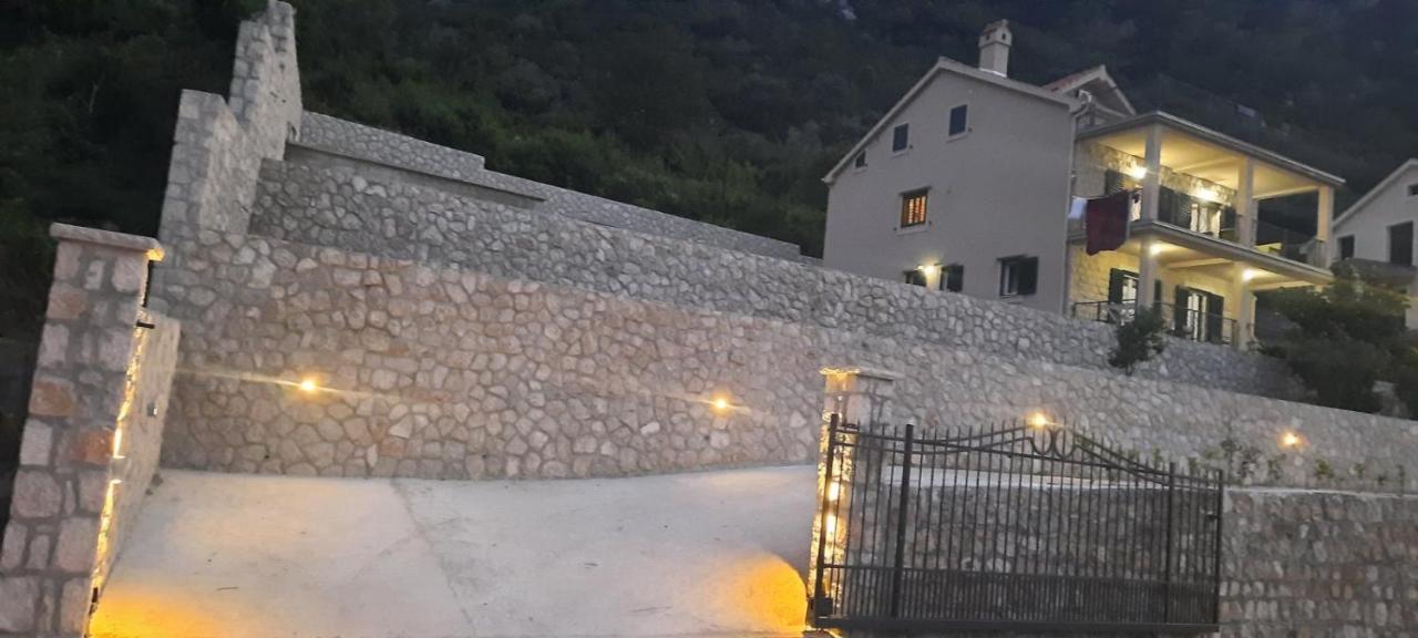 One-Bedroom Apartment,1345510346:JPEG