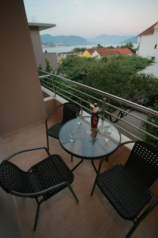 Studio with Balcony