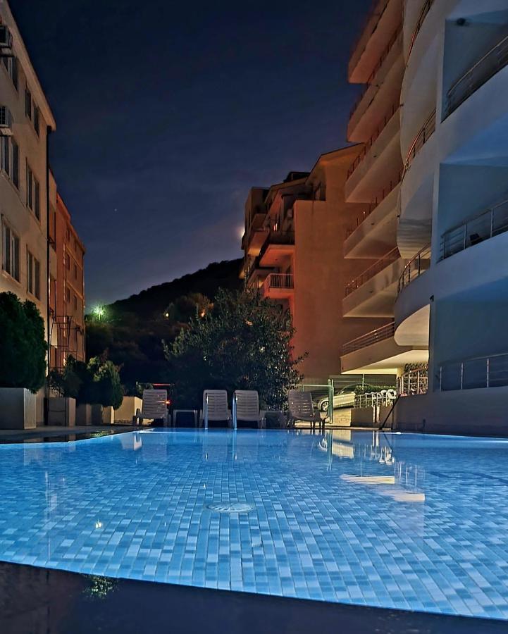 Appartement - Vue sur Piscine