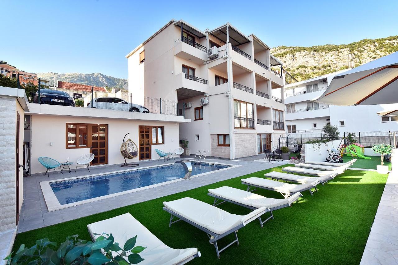 Apartment with Sea View,1263120469:JPEG