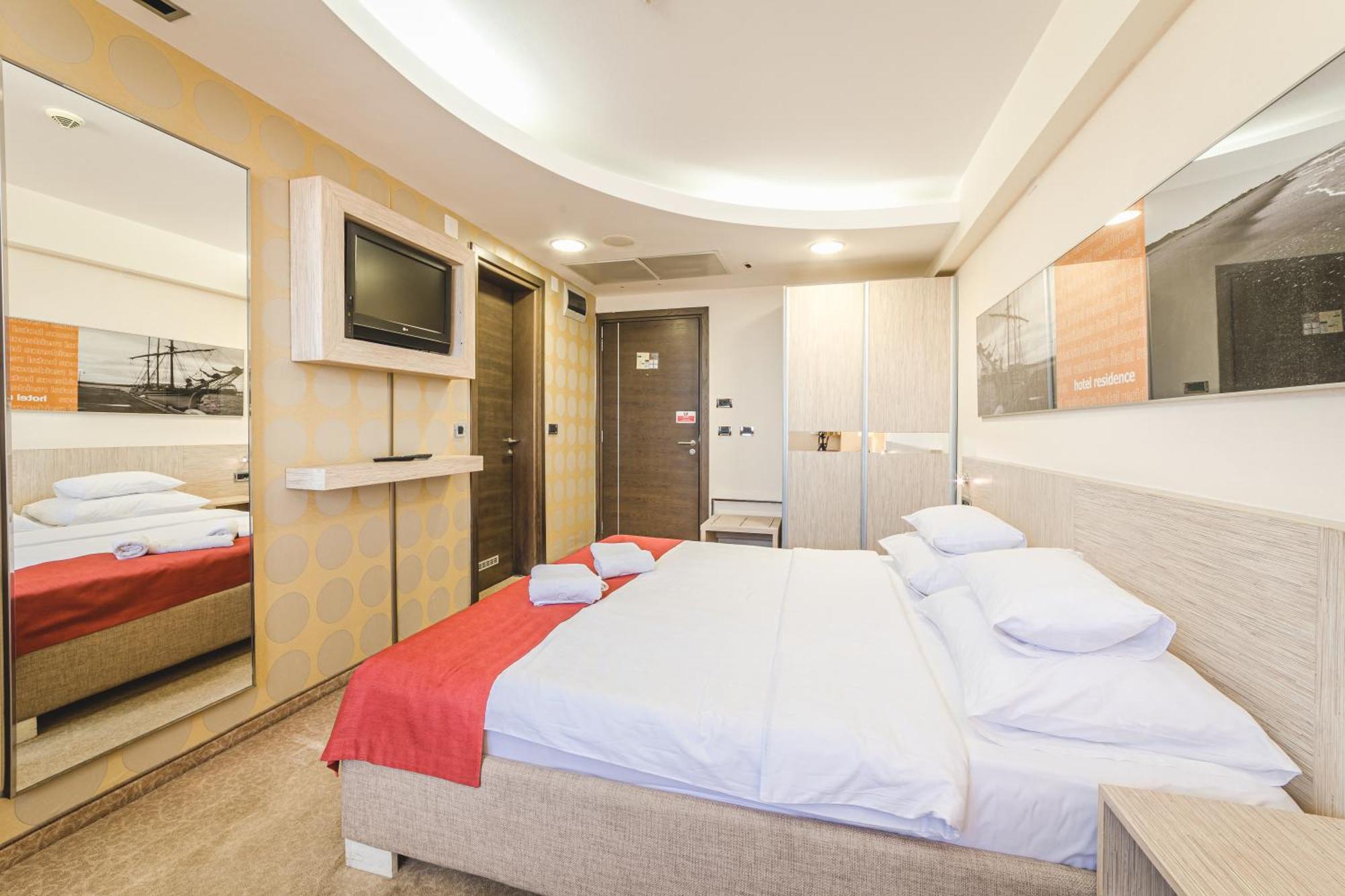 Economy Double Room,1277310298:JPEG