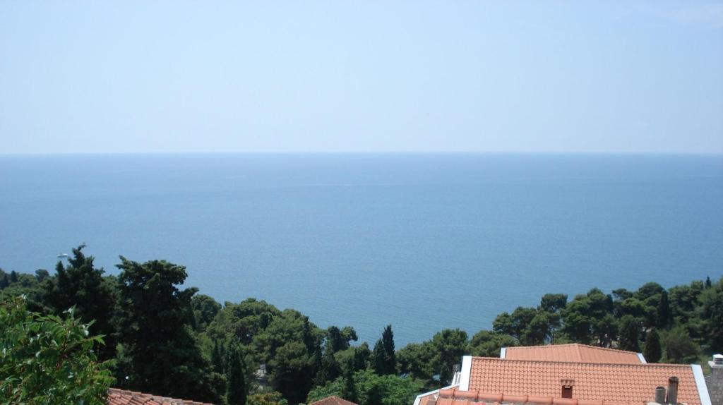 Apartment mit Balkon