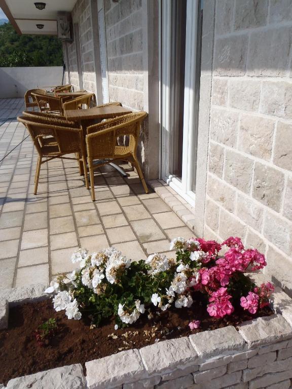 One-Bedroom Apartment,257041625:JPEG