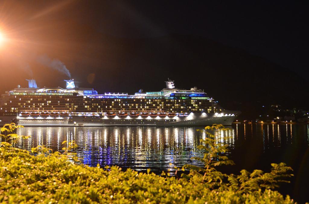 Studio with Balcony,232519732:JPEG