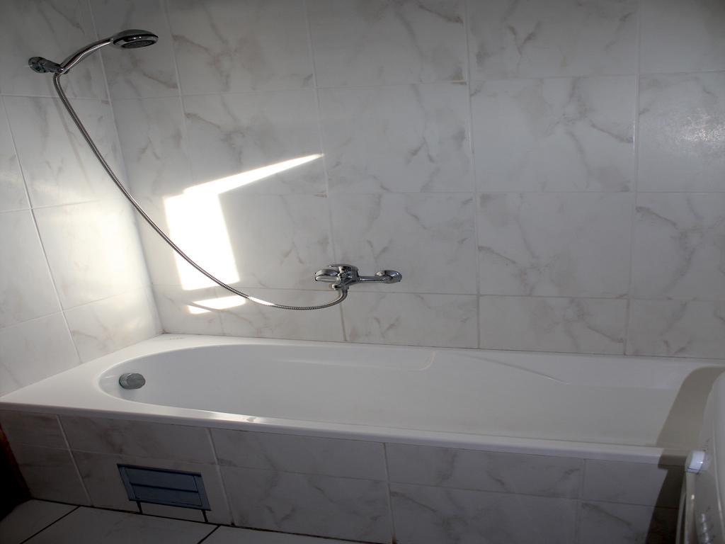 Apartment with Sea View,183757806:JPEG