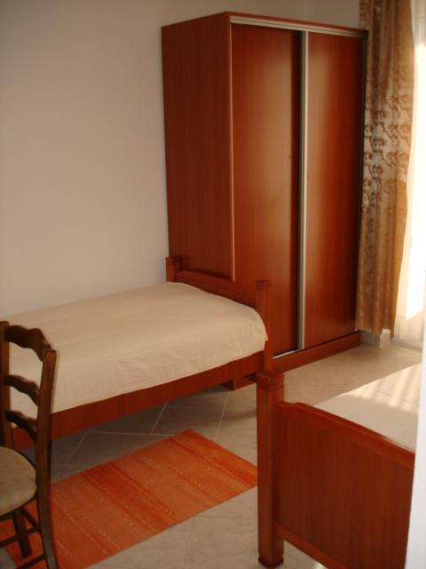 Apartment mit 2 Schlafzimmern und Terrasse