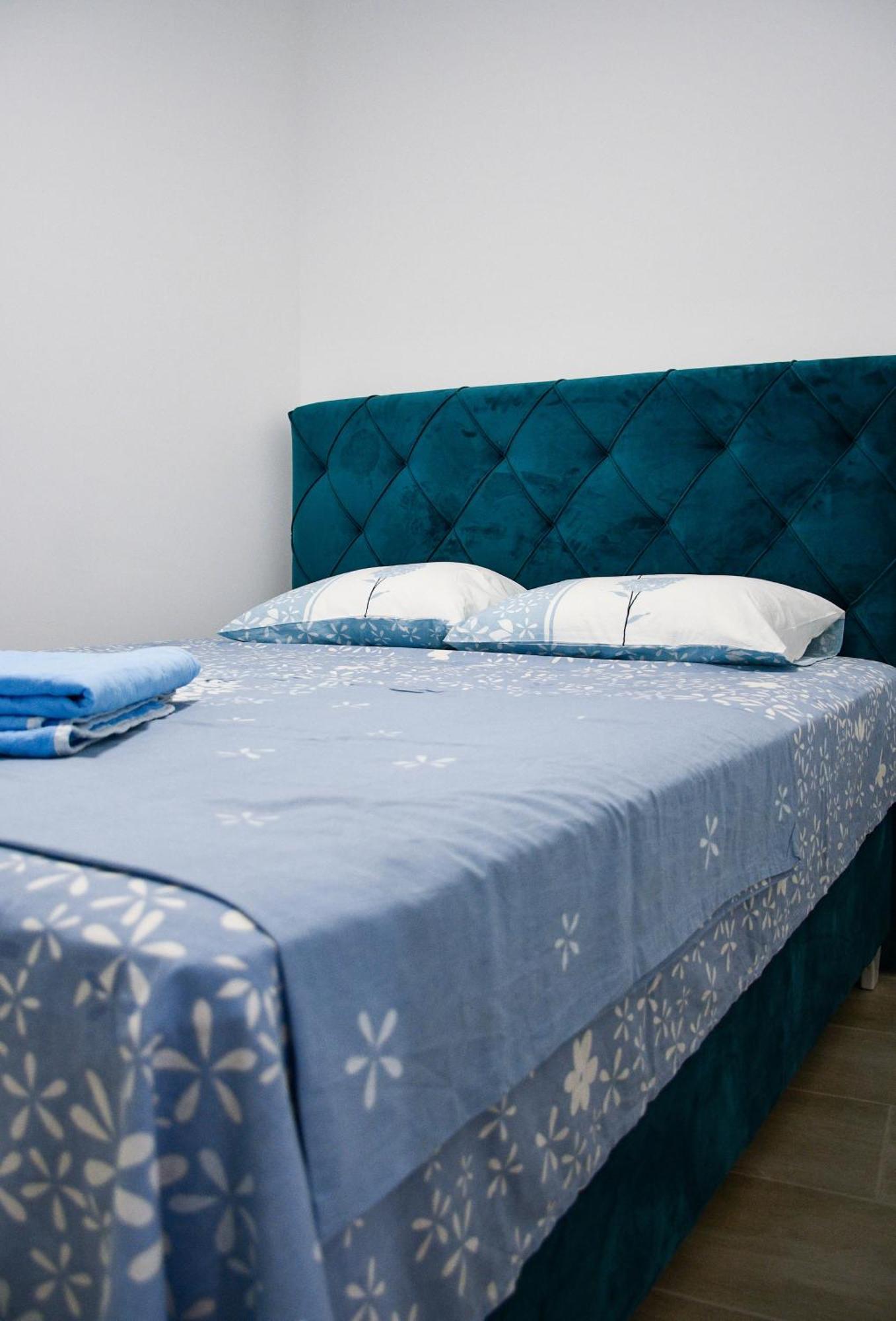 Deluxe Apartment,1556043049:JPEG