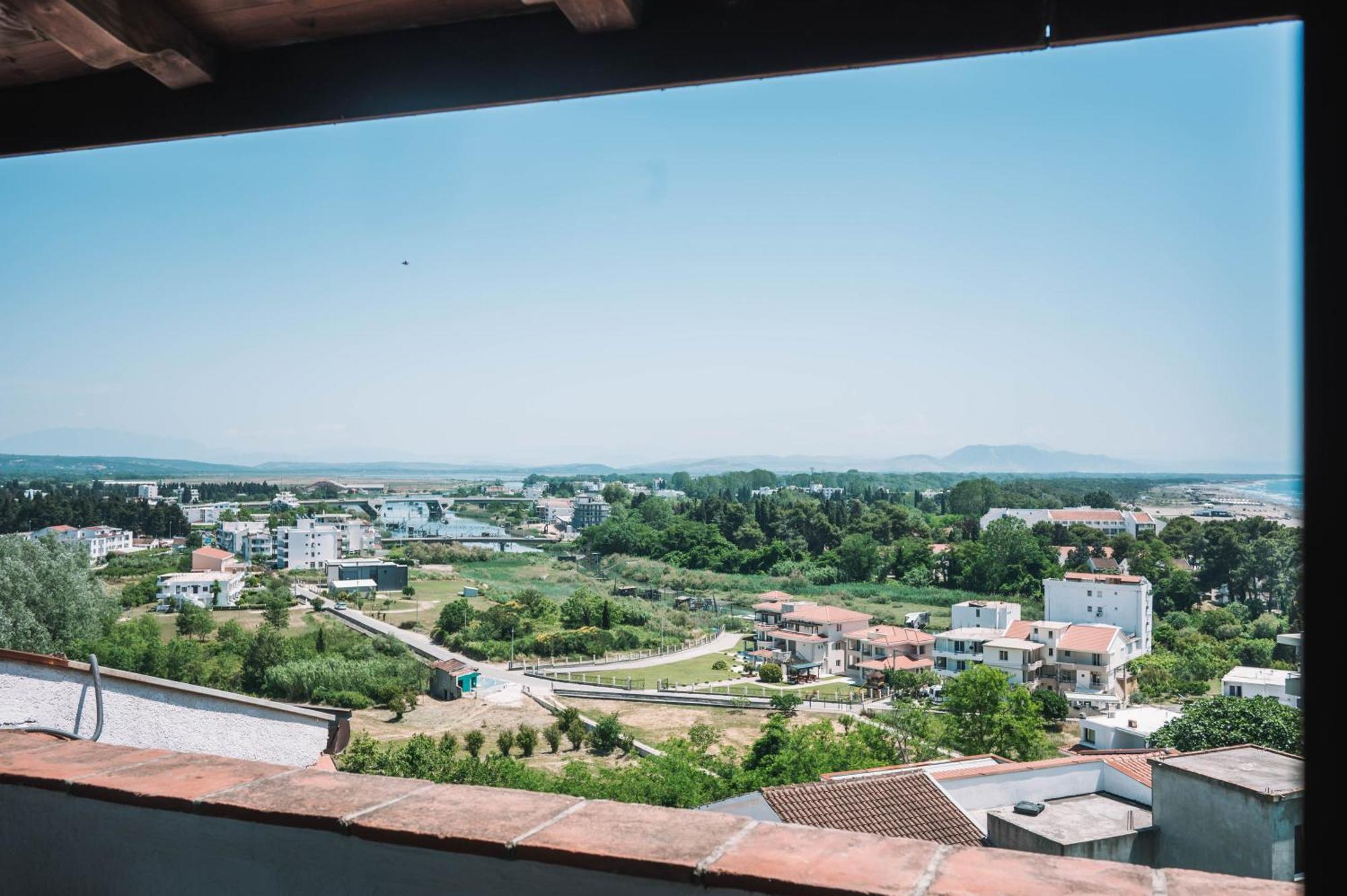 One-Bedroom Apartment with Balcony and Sea View