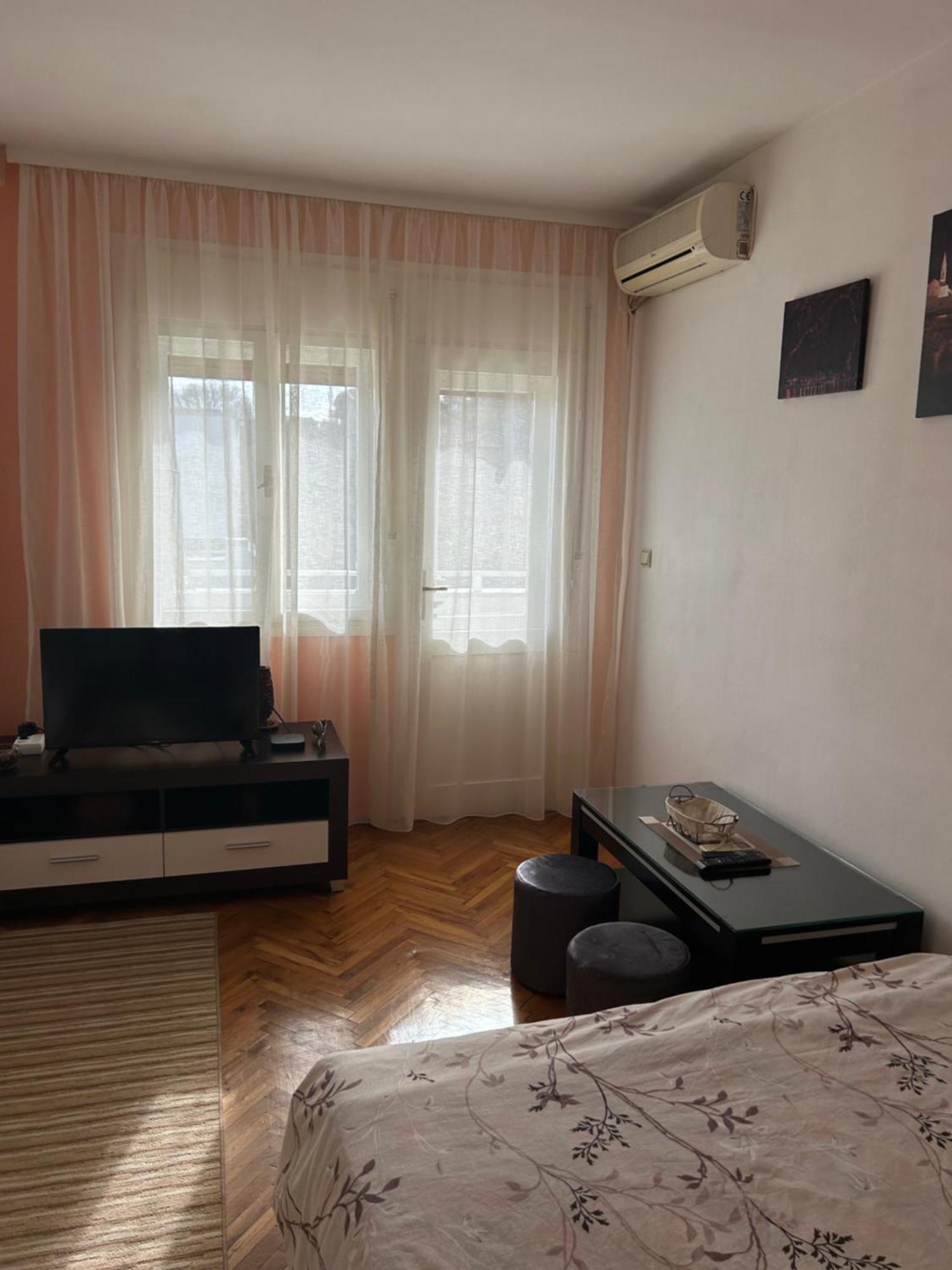 Apartment mit Gartenblick