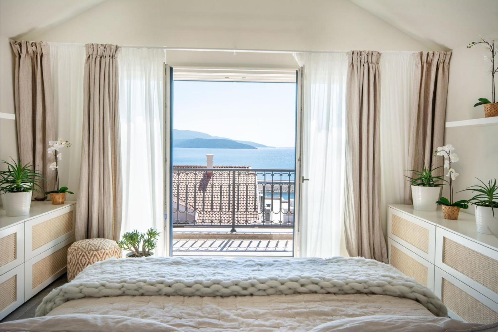 Four Bedroom Townhouse Sea View