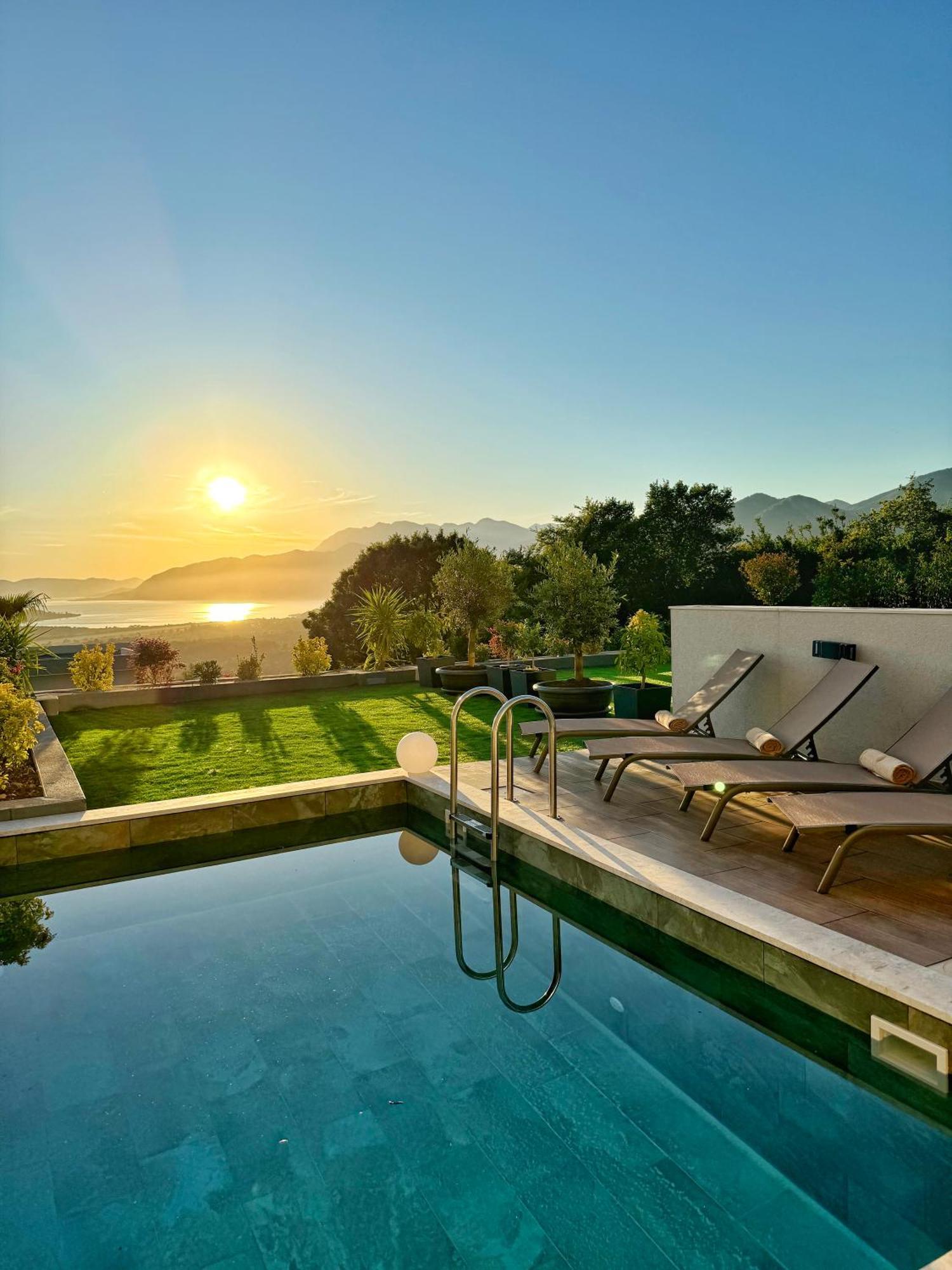 Villa con Piscina Privata