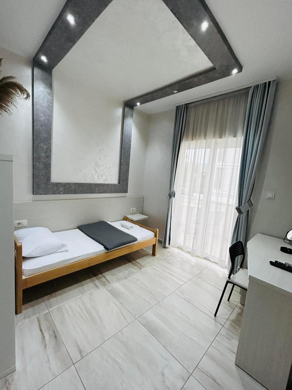 Single Room with Balcony,1608817803:JPEG