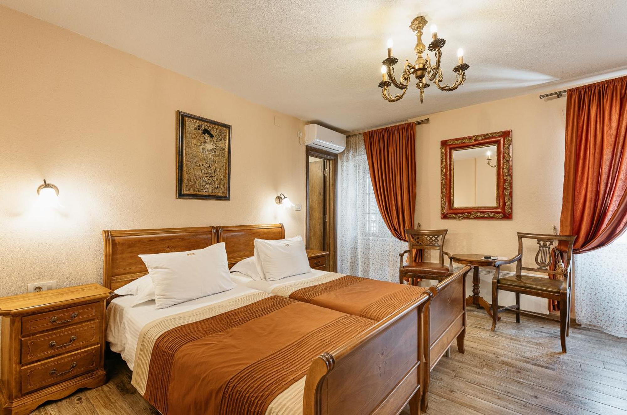Standard Twin Room Annex Building
