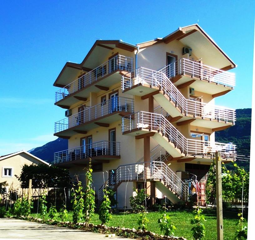Appartamento Monolocale con Terrazza