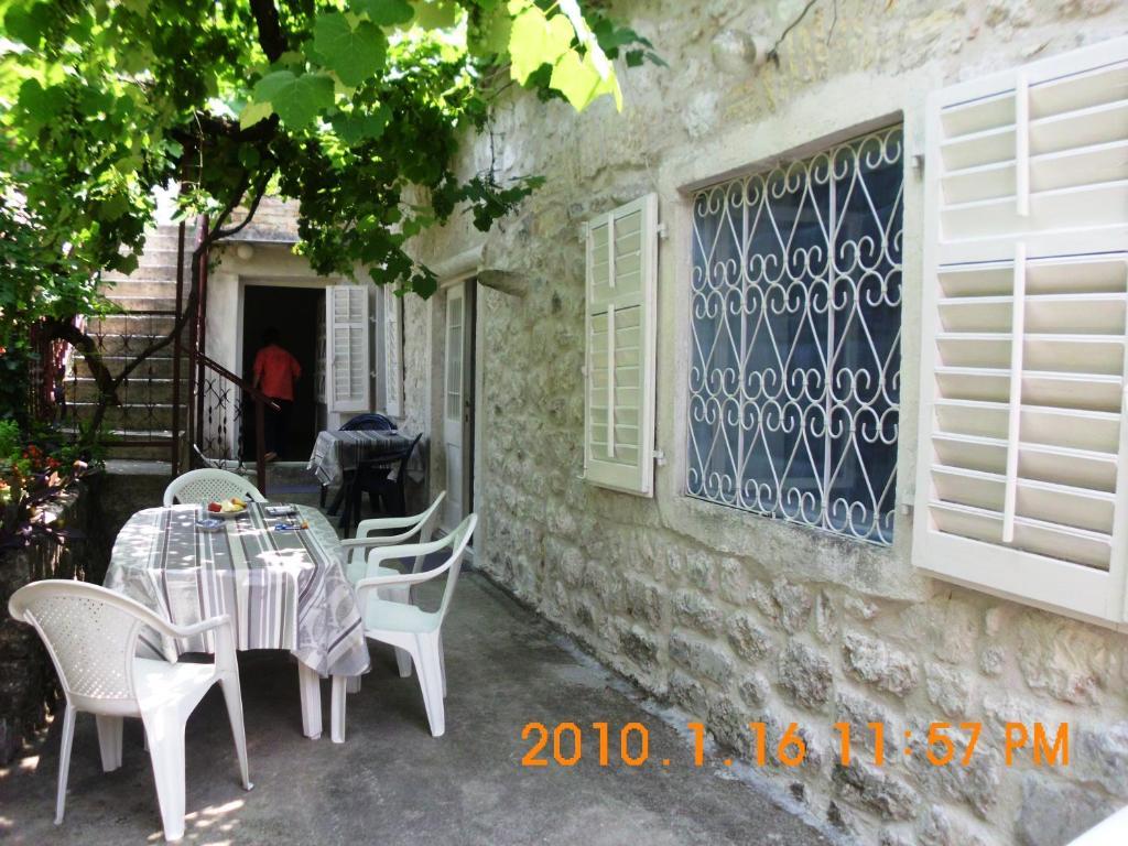 Double Room with Shared Bathroom,39073738:JPEG