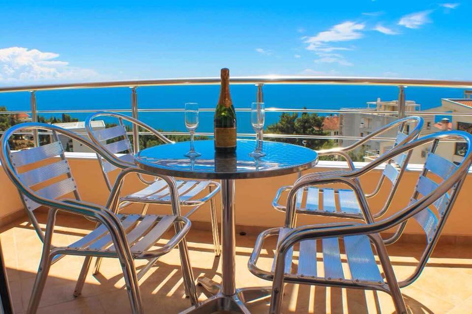 Studio with Sea View,834074210:JPEG