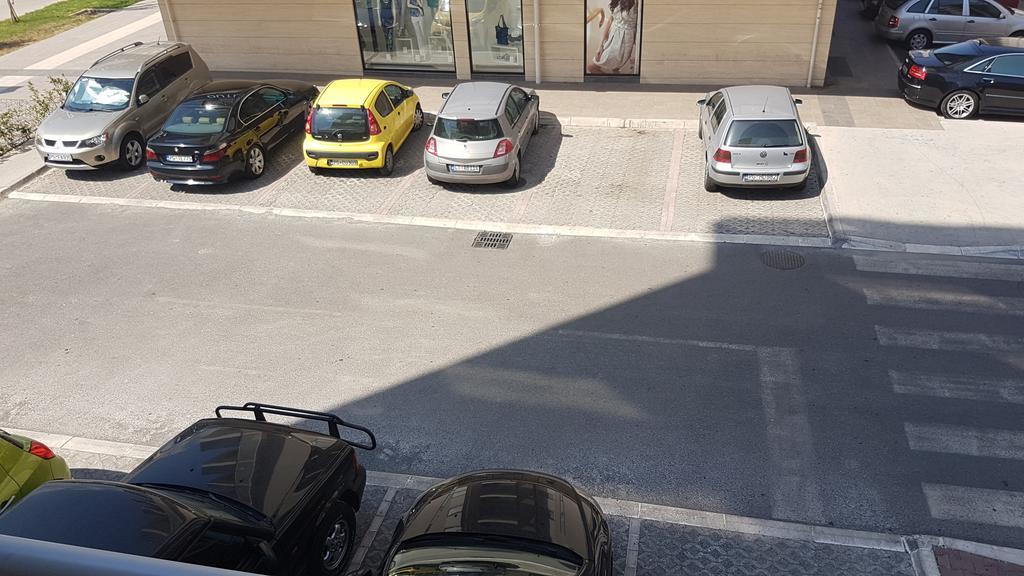 Studio with Balcony,545465061:JPEG