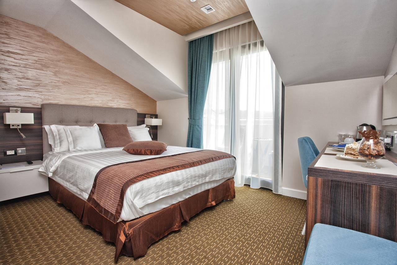 Double Room with Balcony,1219645267:JPEG
