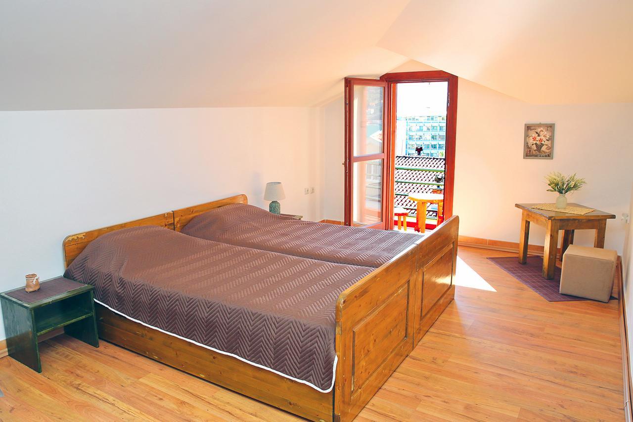 Studio Apartment with Sea View,624144645:JPEG