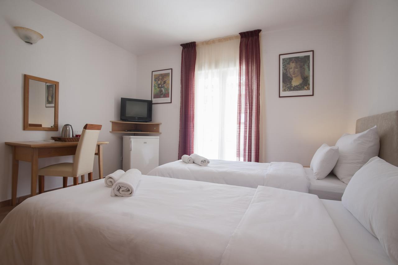 Twin Room,644605665:JPEG