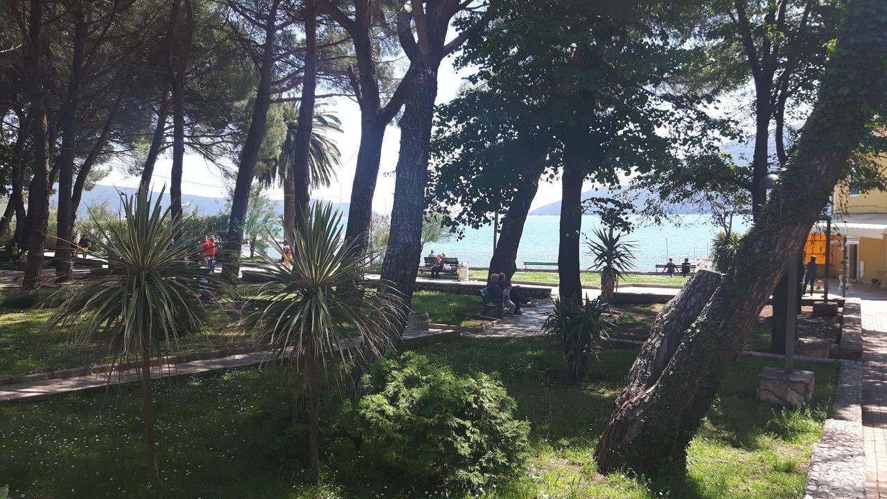 Deluxe Double Room with Balcony and Sea View