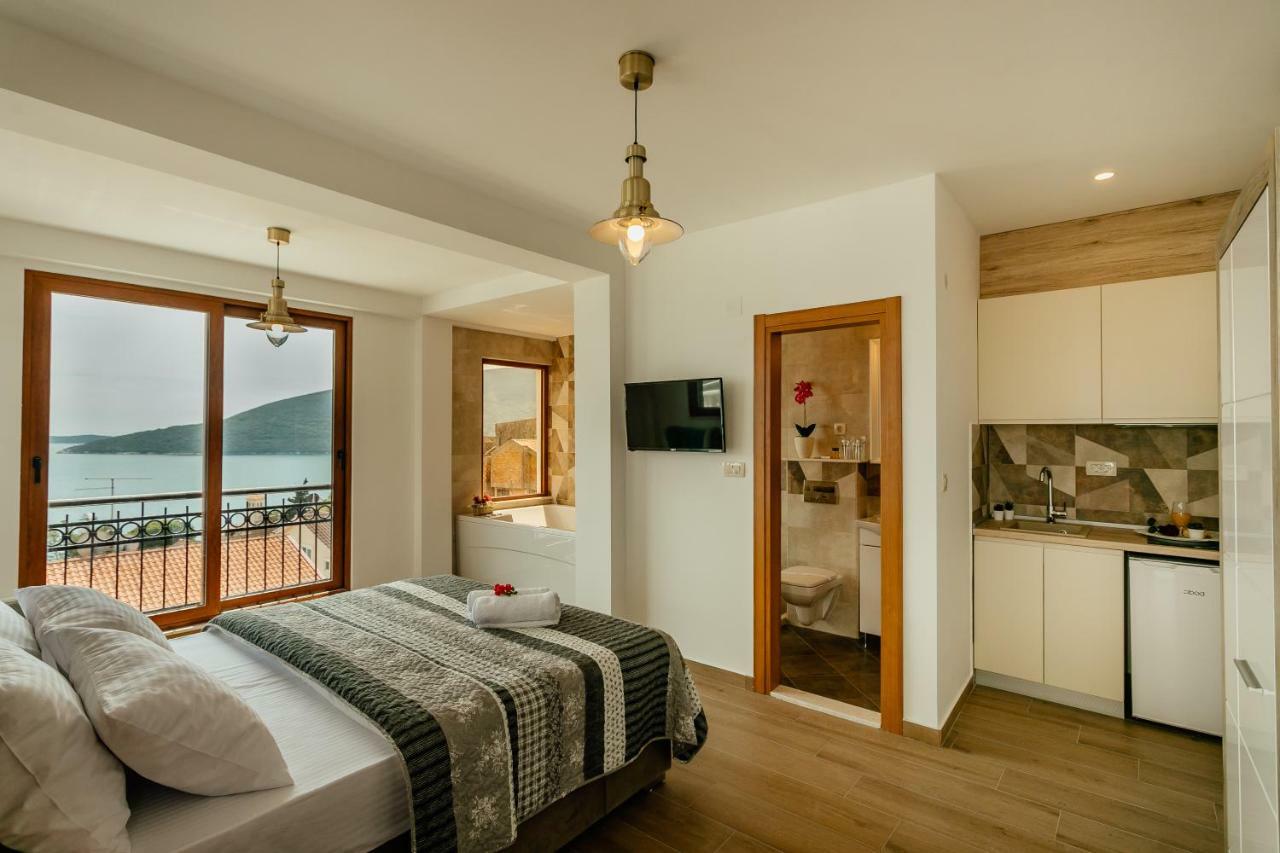 Studio Apartment with Sea View,800480016:JPEG
