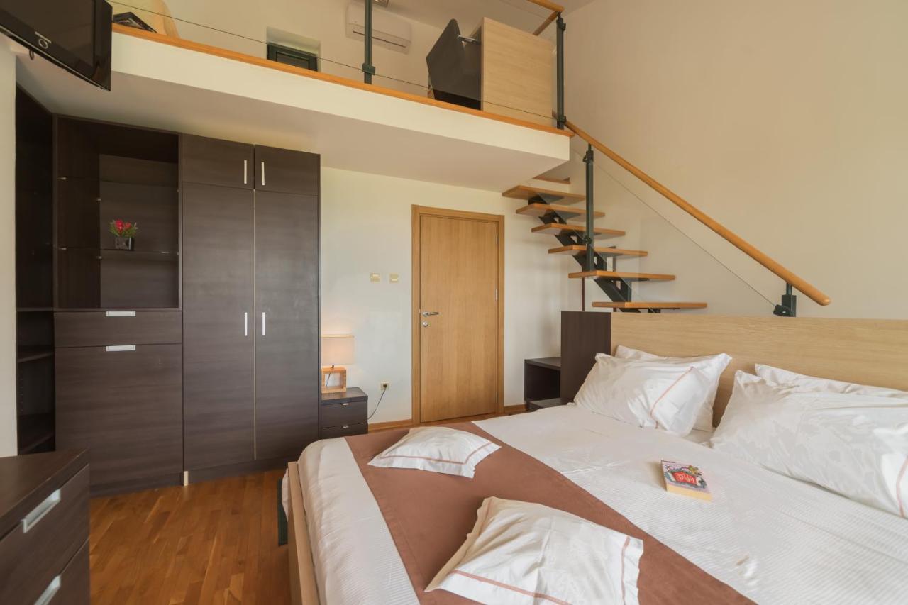 Triple Room with Sea View,973176784:JPEG