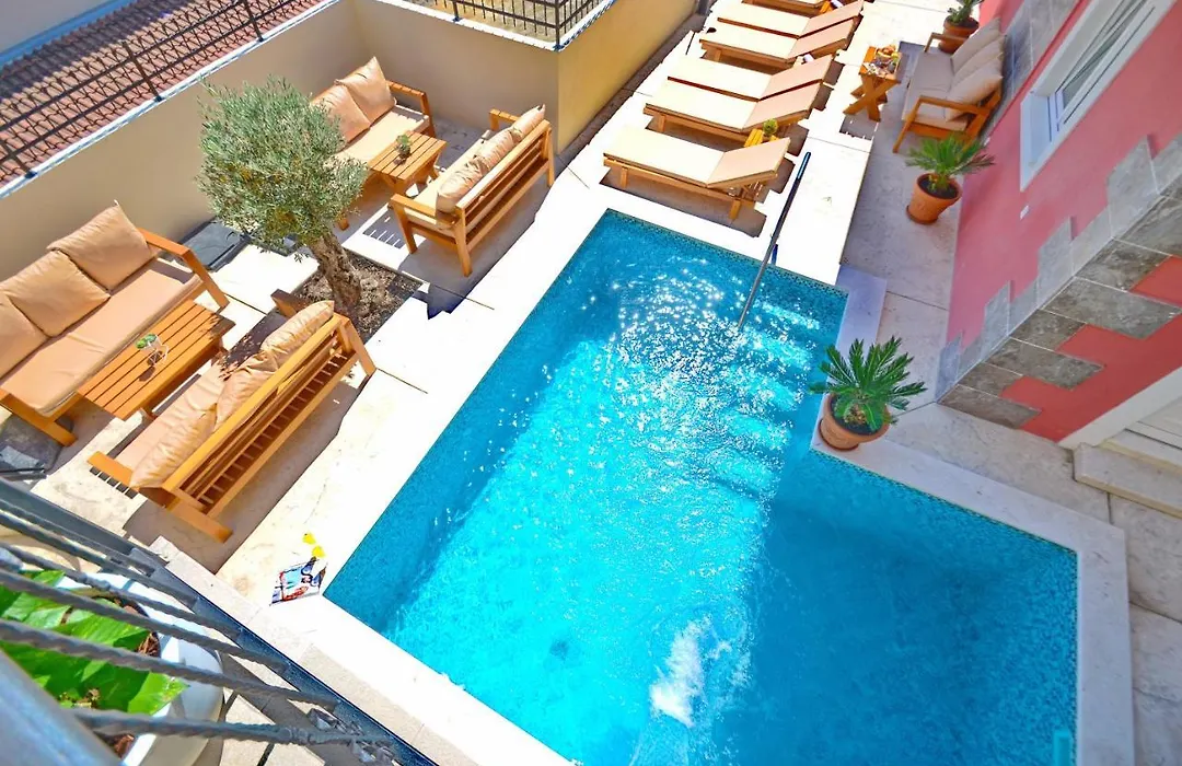 Apartments Lux S-1