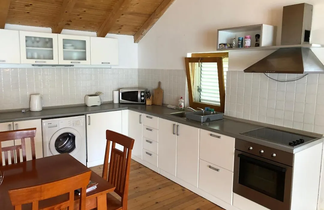 Two Bedroom Apartment With Amazing Views-1