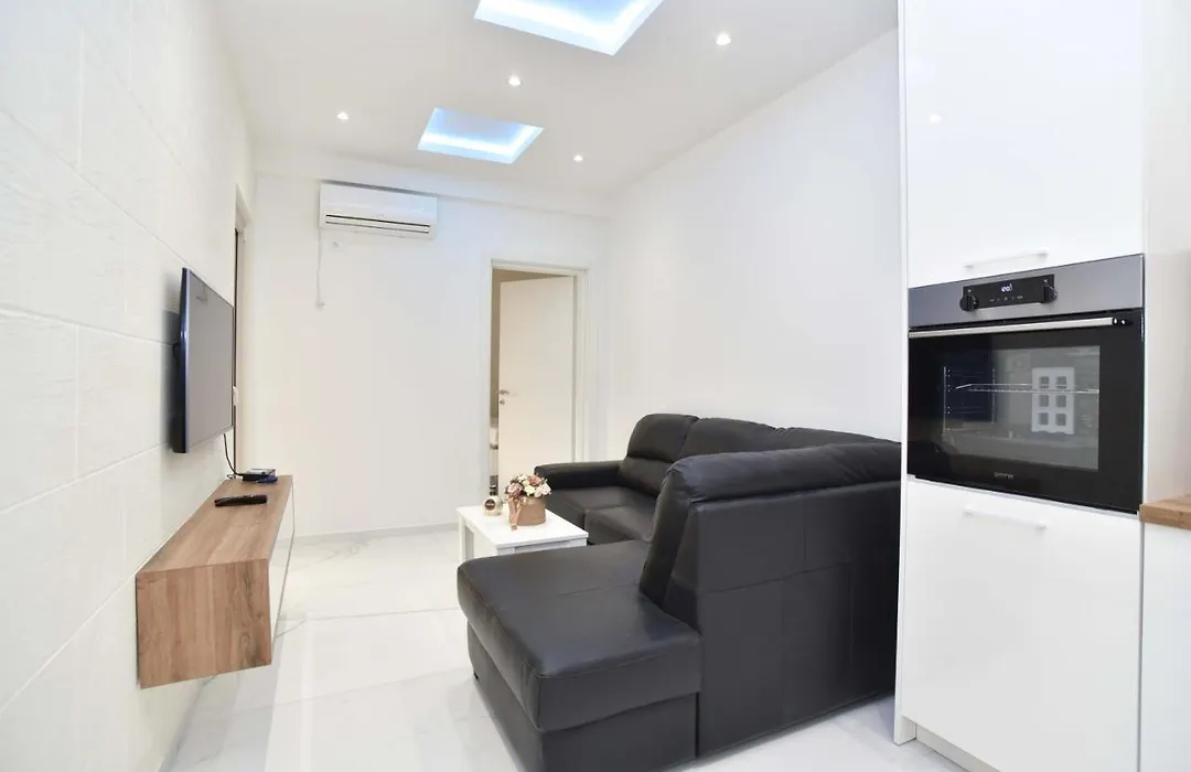 Apartmani Lena I Laki Budva-1