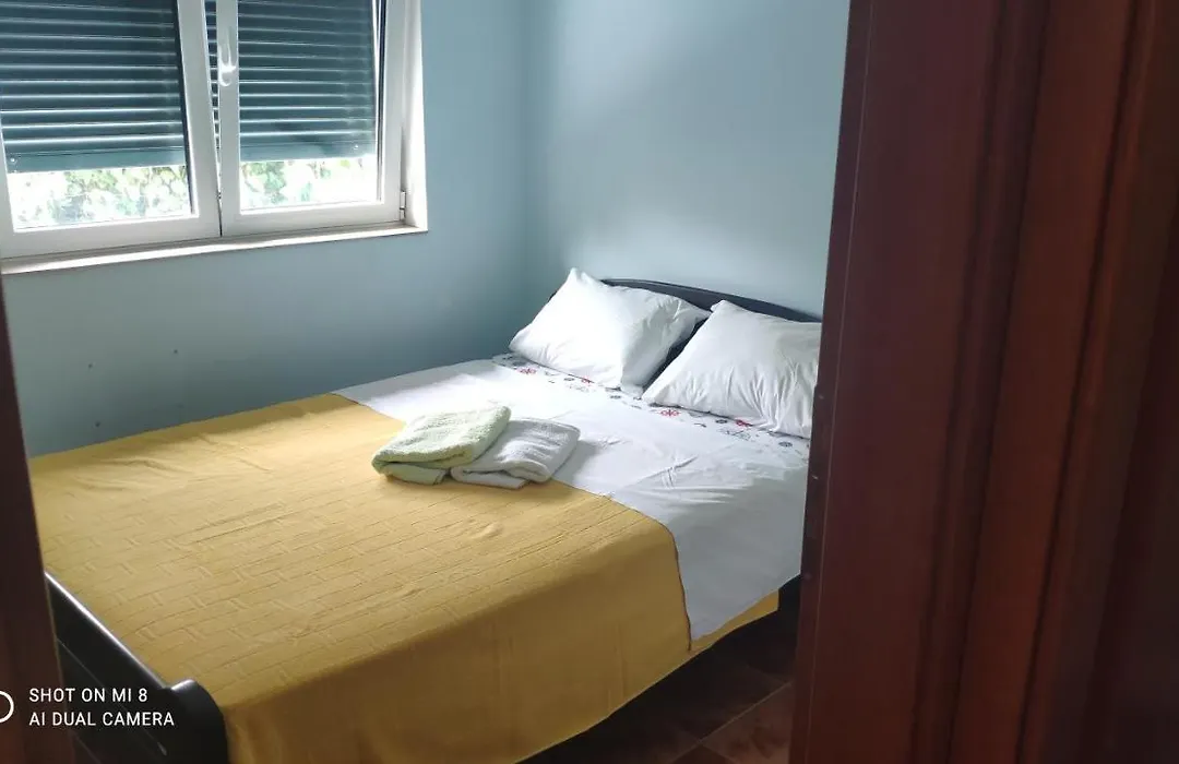 Gloria Apartments-1