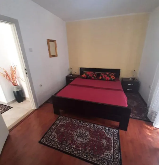 Apartment Pavle Perovic-1