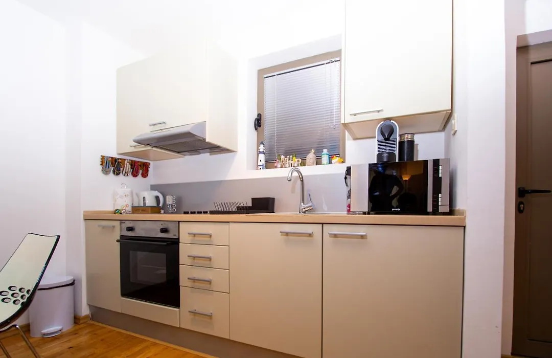 Charming Apartment Near Beach-1
