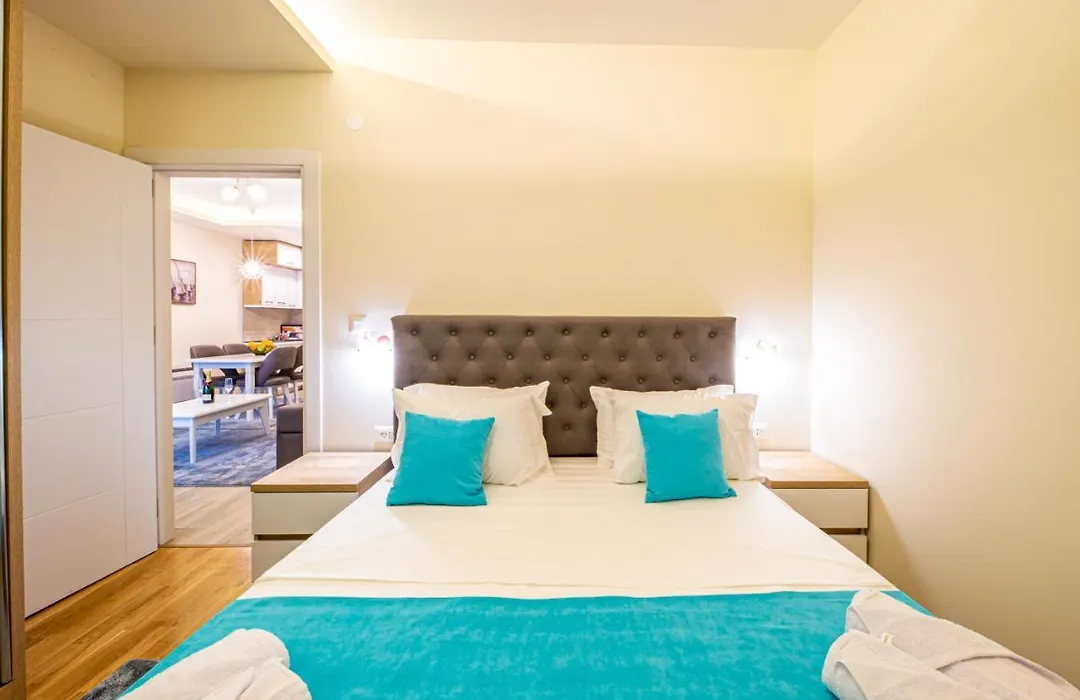 Seafront Apartments Petrovac-1