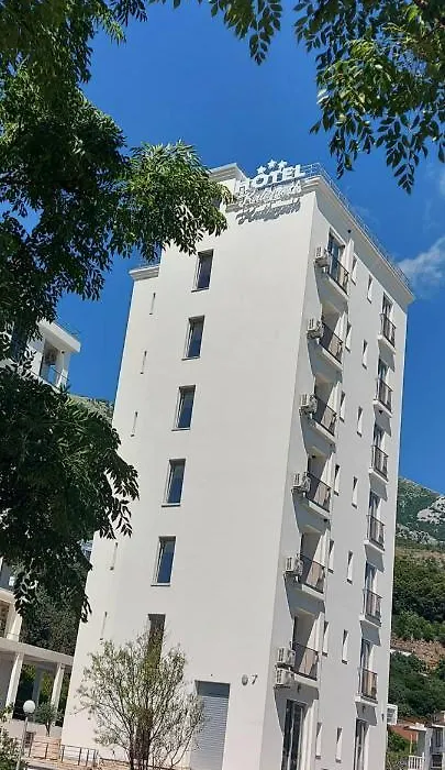 Hotel Kaligrosh-1