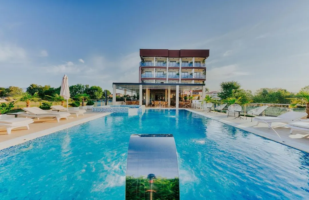 Hotel Lion-1