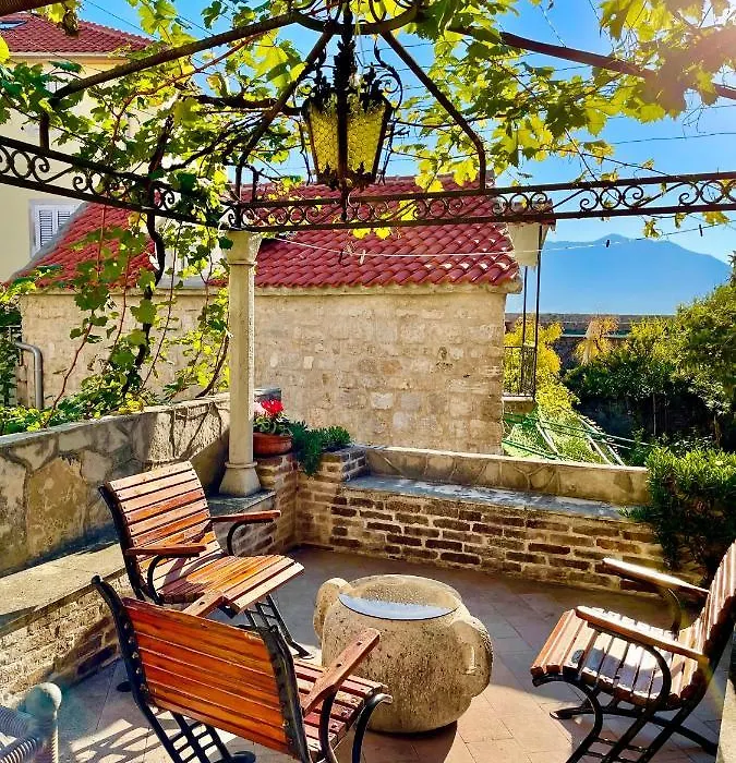 Hidden Garden Stone House Private Romantic Retreat In Budva Old Town-1