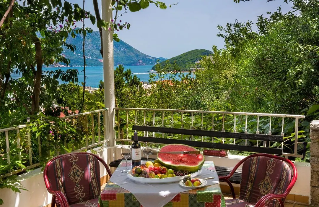 Guest House Madra-1