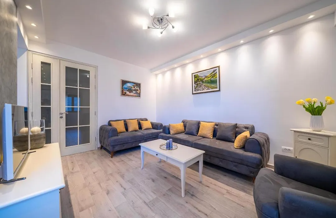 Boka View Luxury Suite - With Free Garage Parking-1