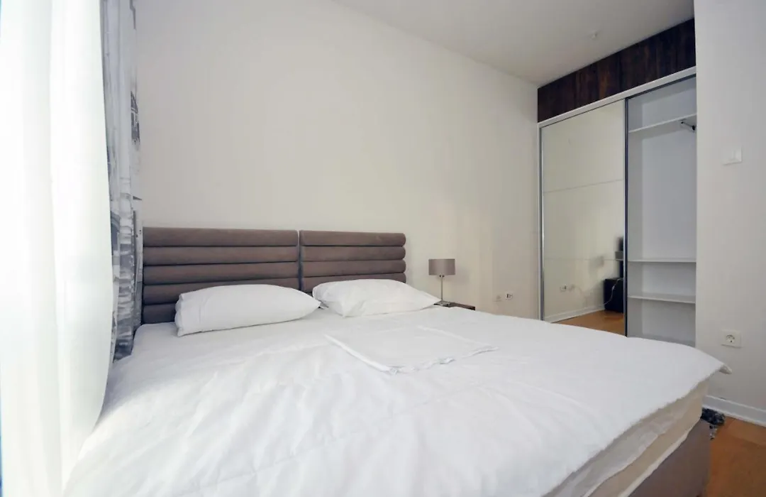 Luxury Montesun Apartments-1