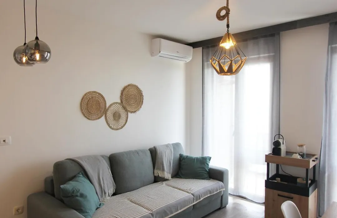 Romantic Sea View Apartment In Petrovac-1